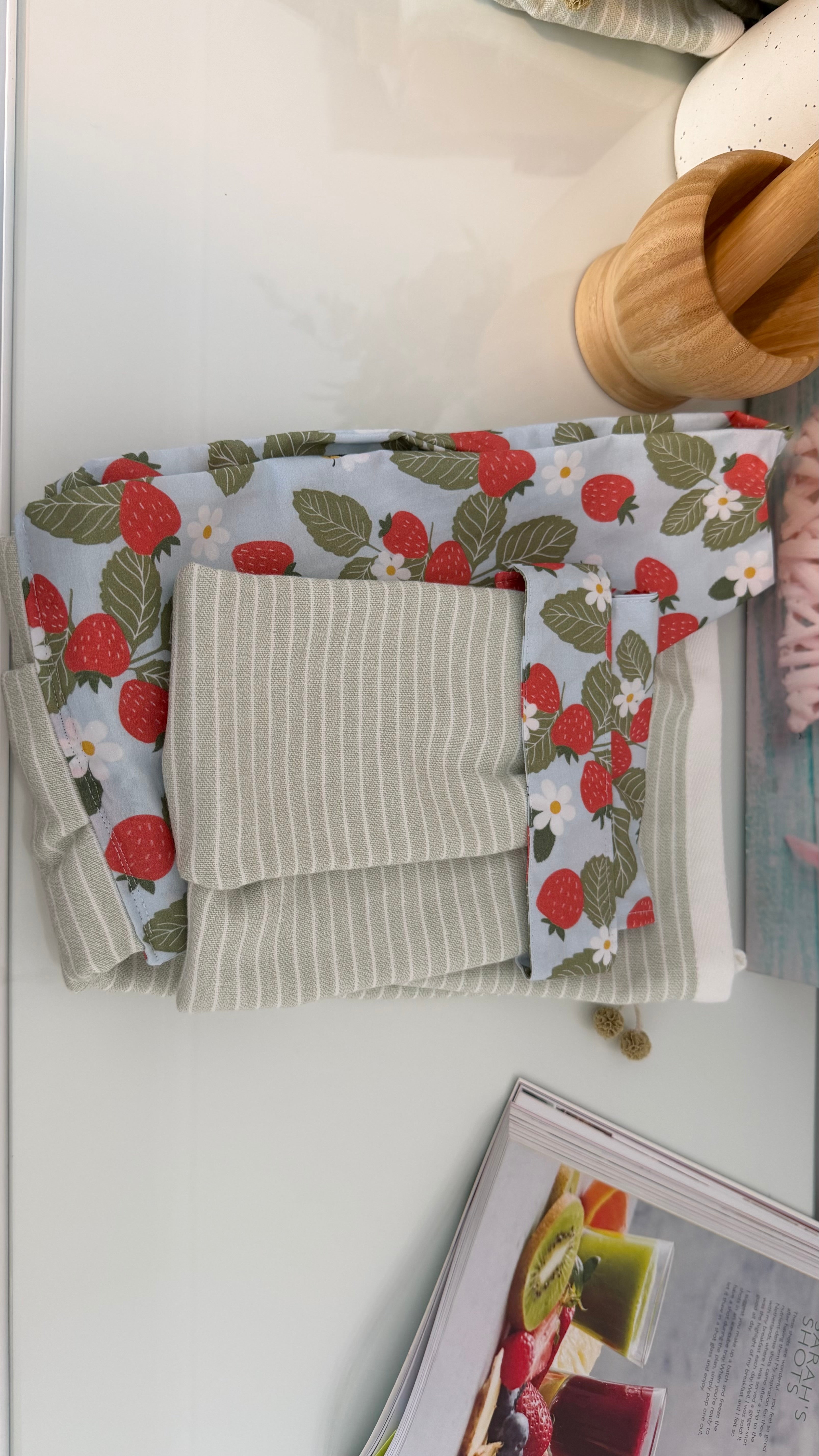 Hanging Kitchen Towel & Wearable Towel Scarf