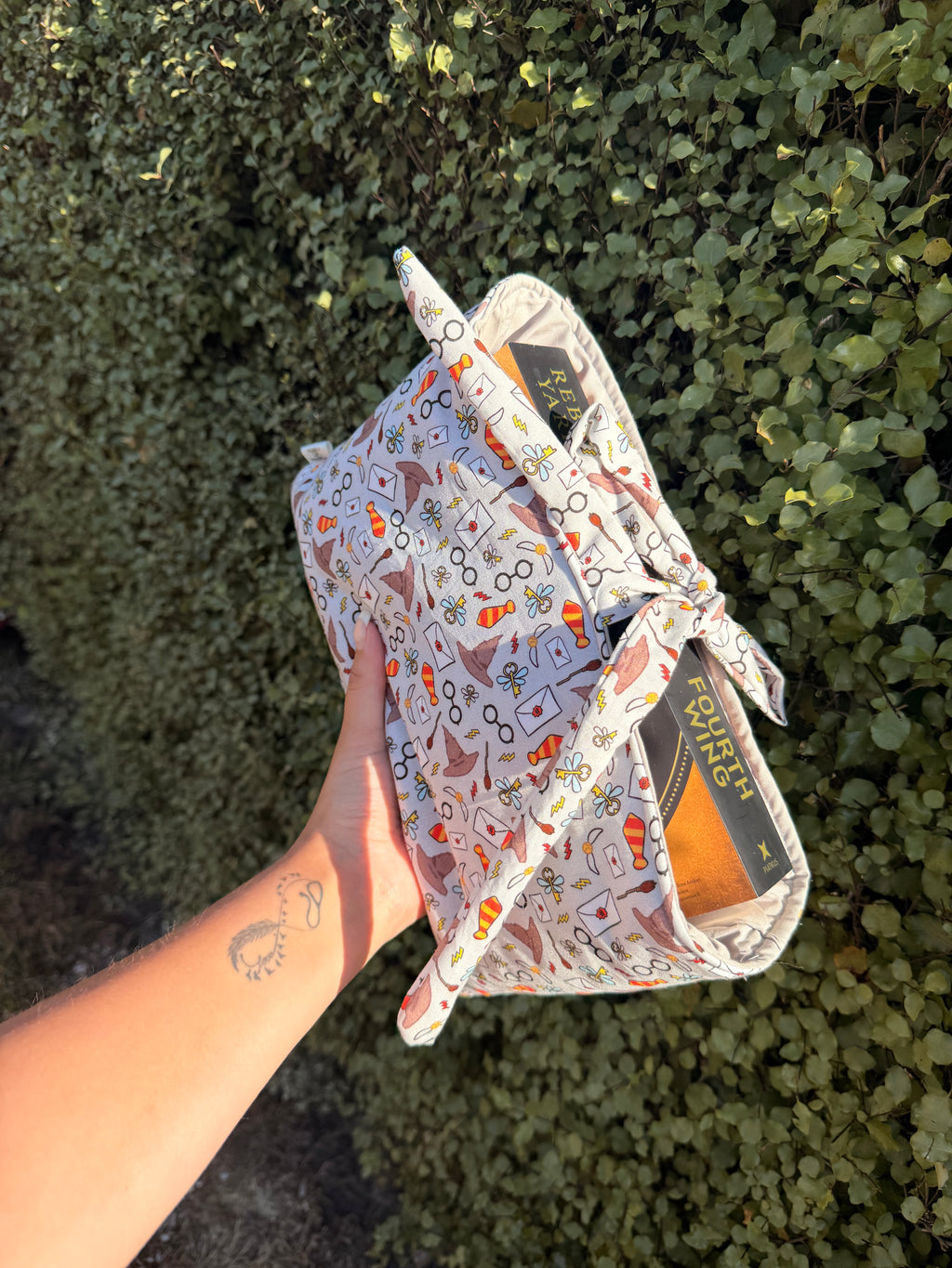 ✨ Grey Harry Potter Kindle / Book Sleeve